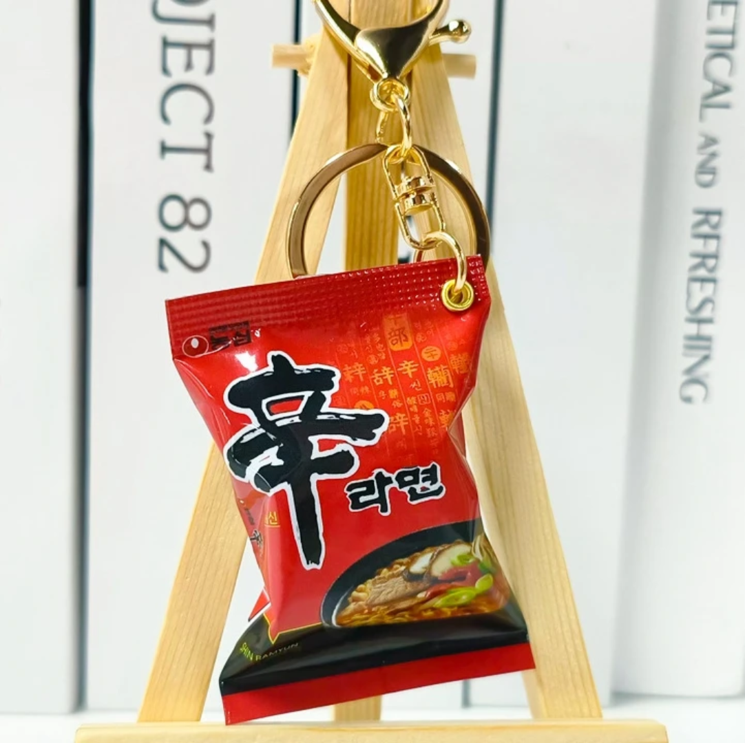 Nongshim Shin Ramyun kulcstartó
